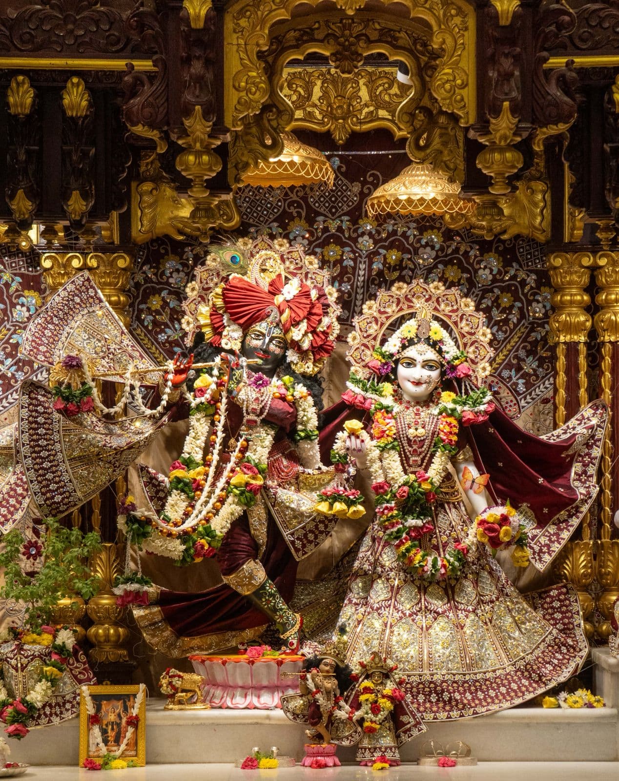 Sringar Darshan photo 1 of 6 — 10 May 2026